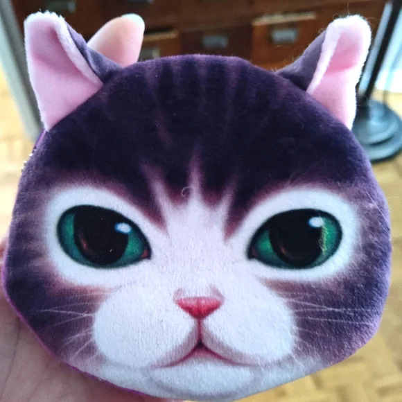 Free - Cat change purse - Picture 2 of 4